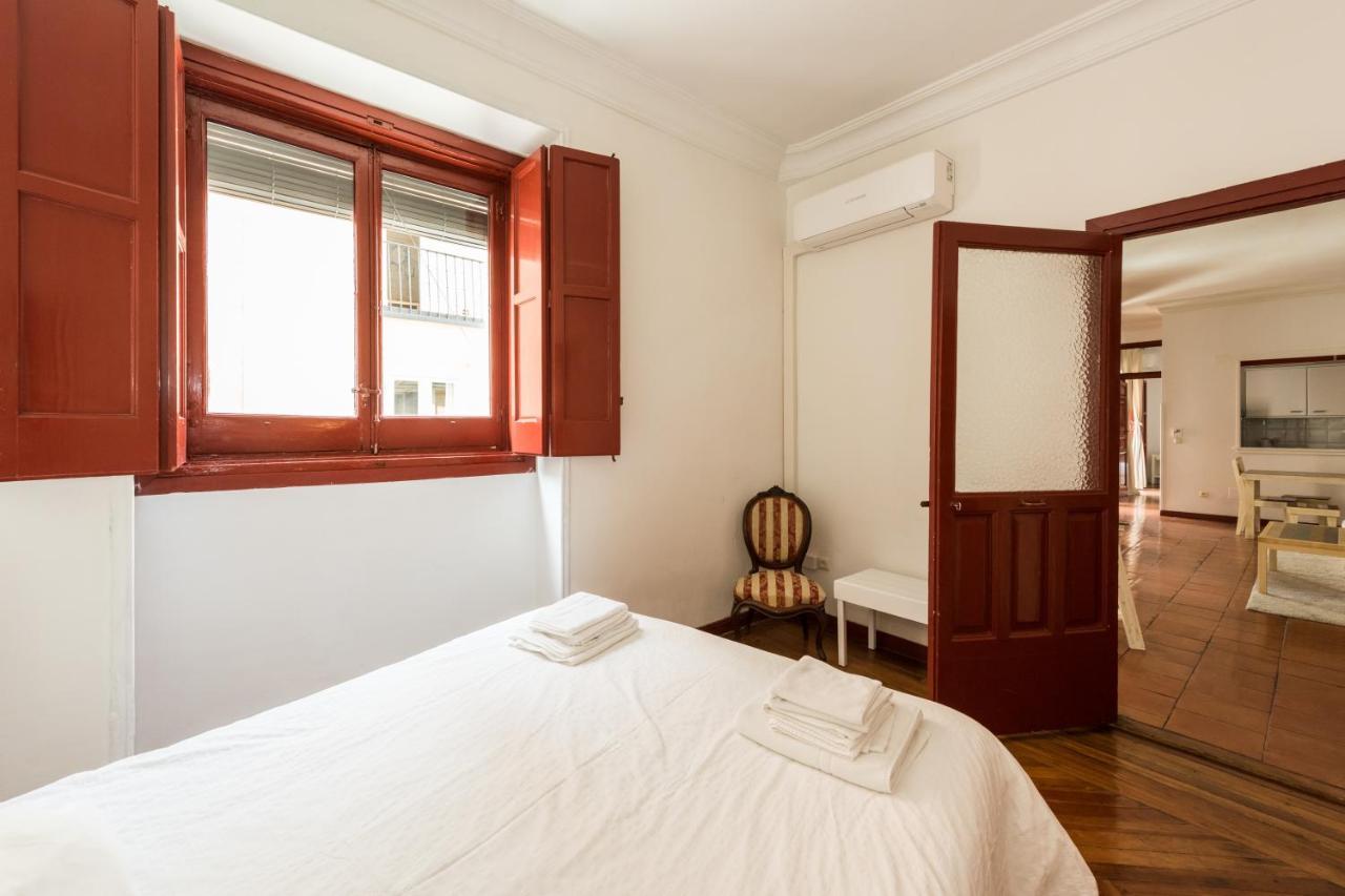 Apartamentos Madrid Centro B المظهر الخارجي الصورة